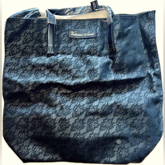 Brand New Victoria’s Secret Black all over Lace Tote Bag Excellent Condition! - Picture 2 of 4
